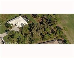 2nd image of 3030 Big Bend Cir
