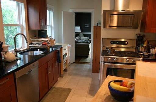 2nd image of 103 Hillside Rd