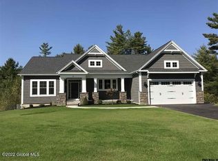 2 Campbell Dr, Wilton, NY 12831