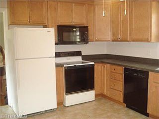 3rd image of 5414 Eastcrest Rd