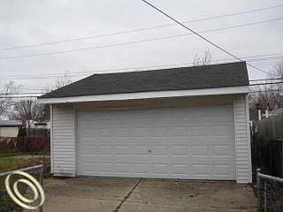 2nd image of 13616 Leroy St