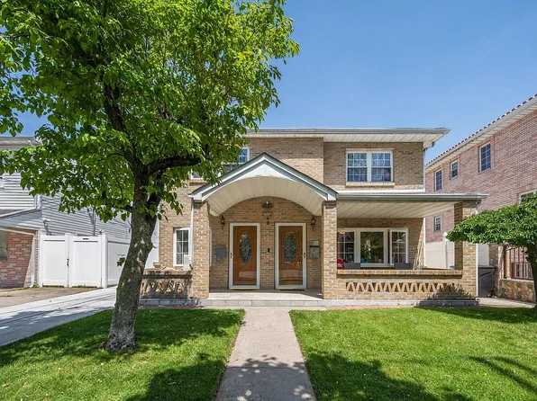 23009 64th Ave, Oakland Gardens, NY 11364