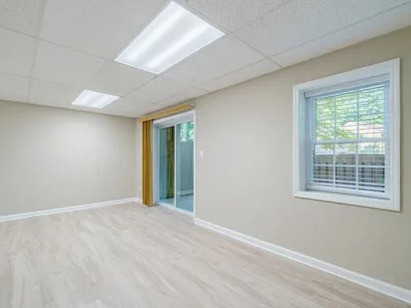 3rd image of 1090 New Haven Dr #1090