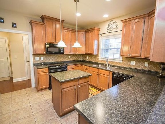 New Granite in Kitchen
