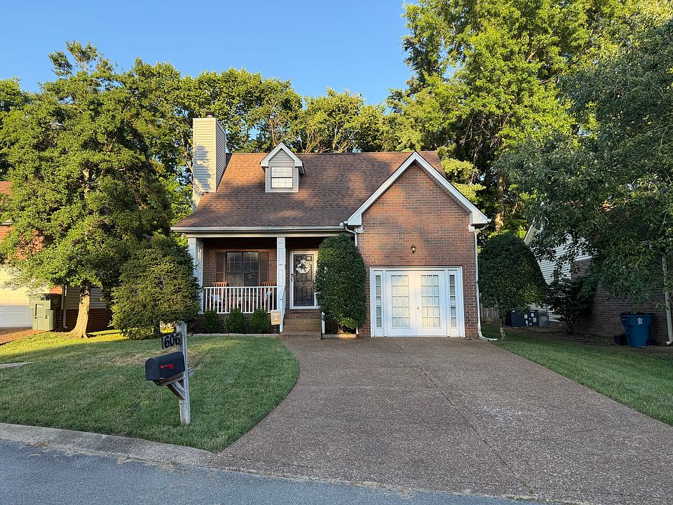 1st image of 606 Poplar Valley Ct