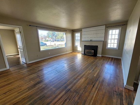 4th image of 1820 S Vista Ave