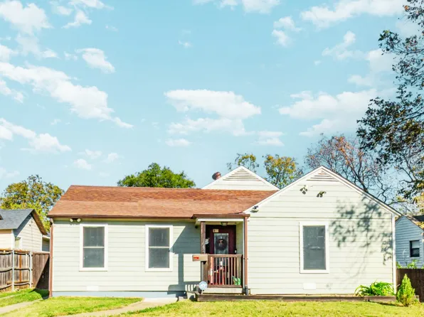 1642 Ash St, Grand Prairie, TX 75050