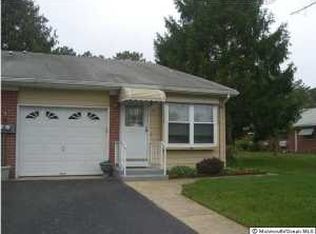 2 W Potomac Dr, Little Egg Harbor, NJ 08087
