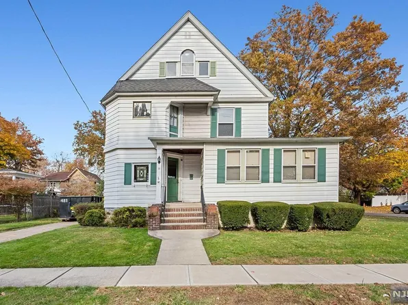 32 Union Pl, Ridgefield Park, NJ 07660