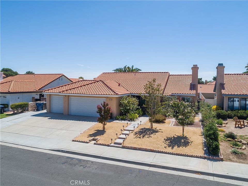 1st image of 38104 Miramonte Ave