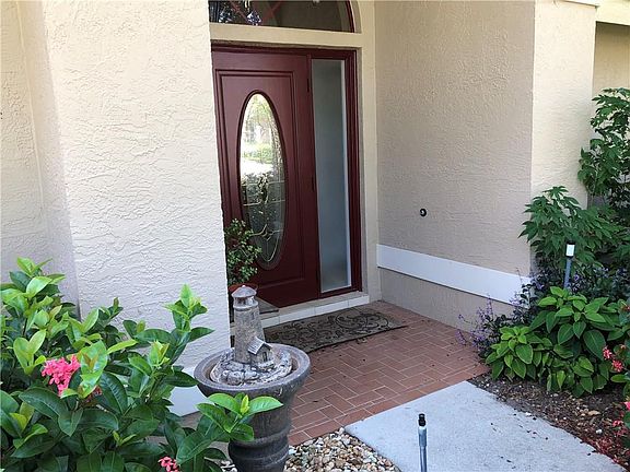 2nd image of 745 SW Lighthouse Dr