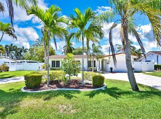 904 SE 12th St, Deerfield Beach, FL 33441