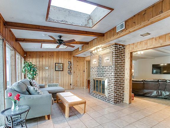 5th image of 1818 Saddlecreek Dr