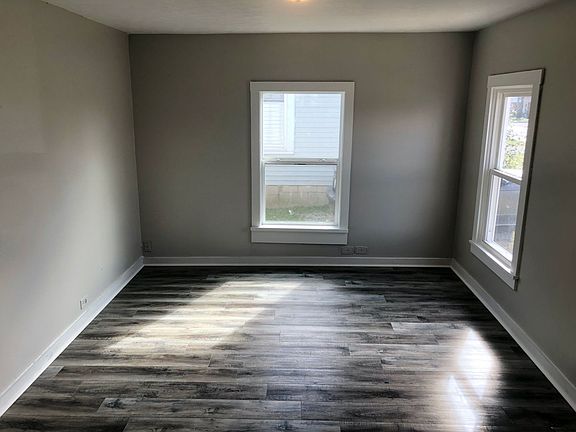 3rd image of 507 Fairview Ave #A