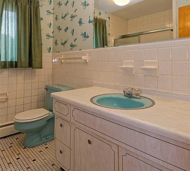 10 Alfred Dr E — Photo 17