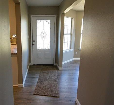 5th image of 3953 Deerwood Cir