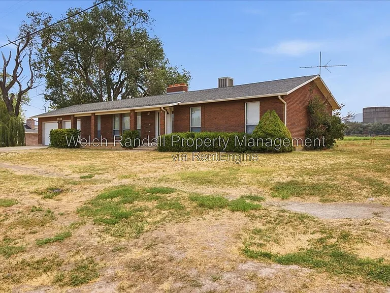 3548 S Midland Dr — Photo 2