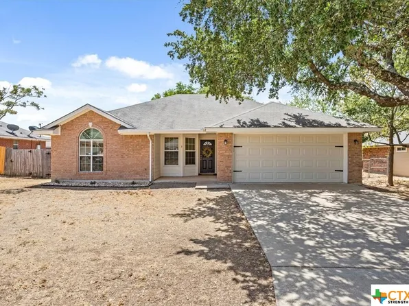 3 Buttercup Loop, Morgans Pt Resort, TX 76513