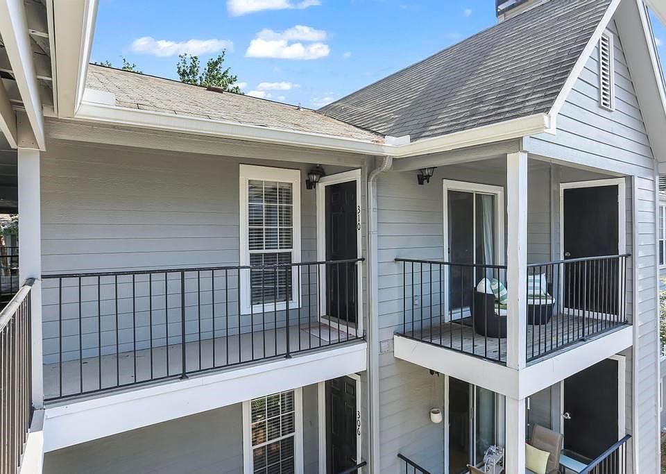 310 Granville Ct, Sandy Springs, GA 30328 Zillow