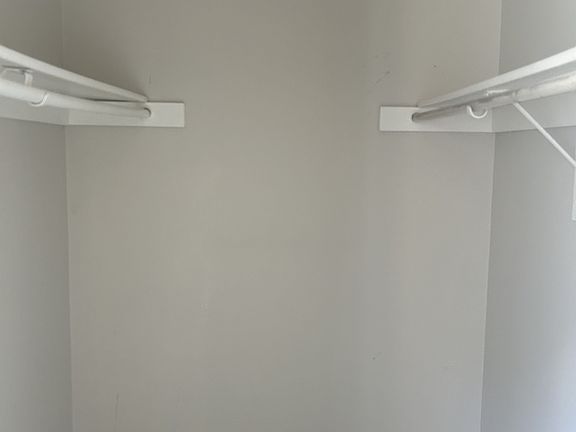 4th image of 610 Bracewood Cir