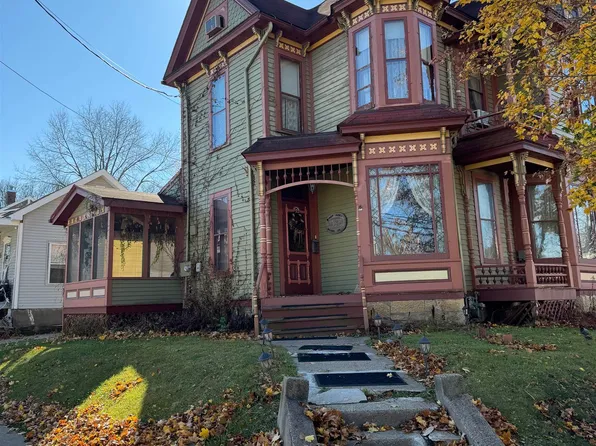 200 Park Ave, Galena, IL 61036