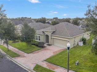 411 Lake Davenport Cir, Davenport, FL 33837