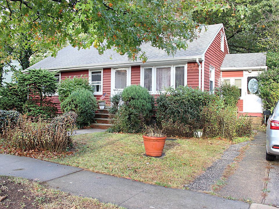 1st image of 349 Richard Ave