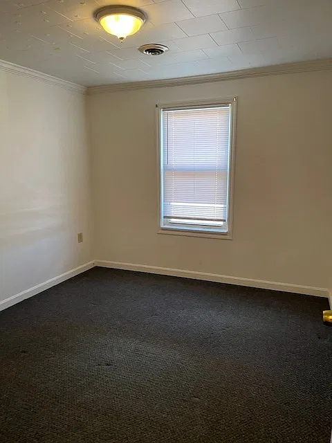 216 McKean Ave — Photo 3