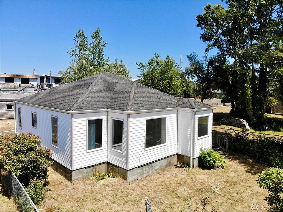 1st image of 132 W Spokane Ave