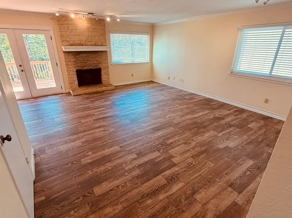 3529 N Hills Dr APT D, Austin, TX 78731