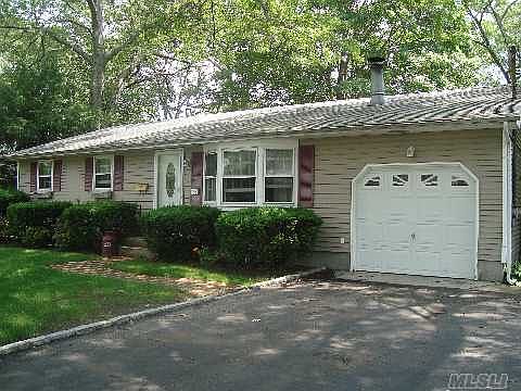 2nd image of 133 Phyllis Dr