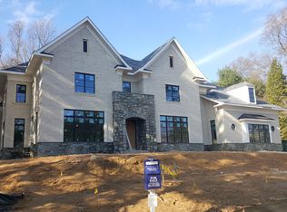 1122 Savile Ln, Mc Lean, VA 22101