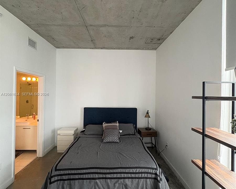 1st image of 151 SE 1st St APT 3404