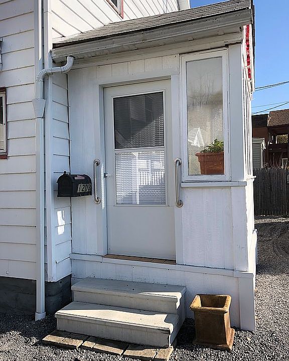 1203 N Sharpsville Ave, Sharon, PA 16146 Zillow