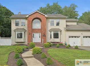 32 Franklin St, Piscataway, NJ 08854