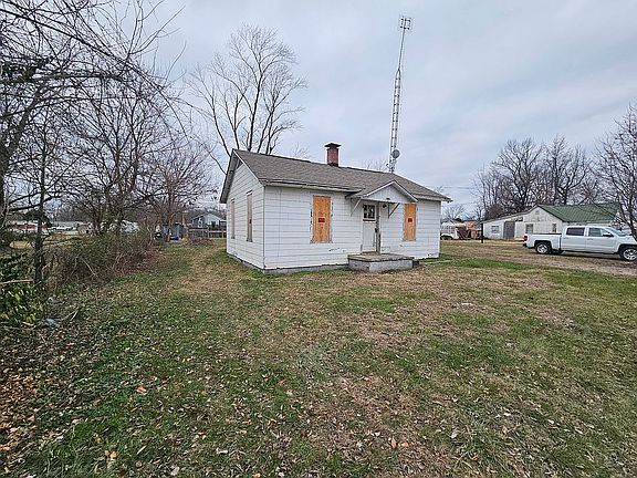 2nd image of 707 Burrell St