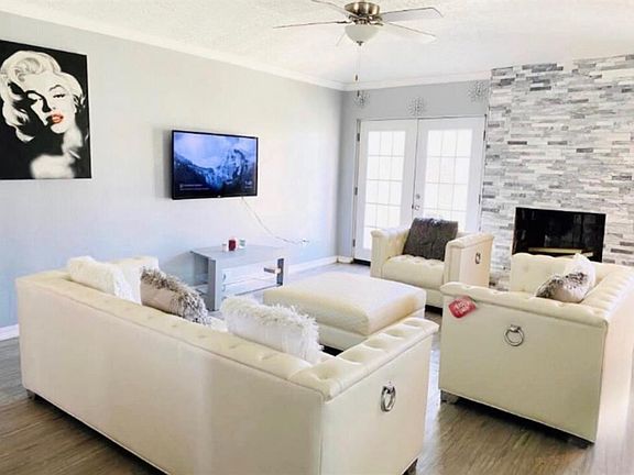 5th image of 13803 New Village Ln