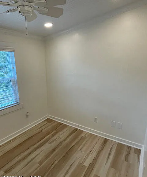 880 N Ashe St #C — Photo 10