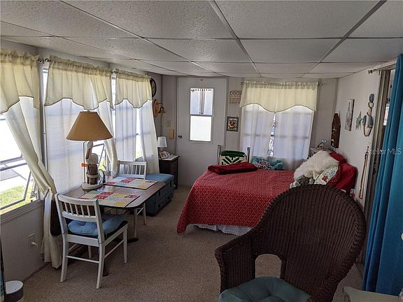 4th image of 5779 Holiday Park Blvd
