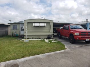 2911 Hibiscus Run Ln, Ruskin, FL 33570