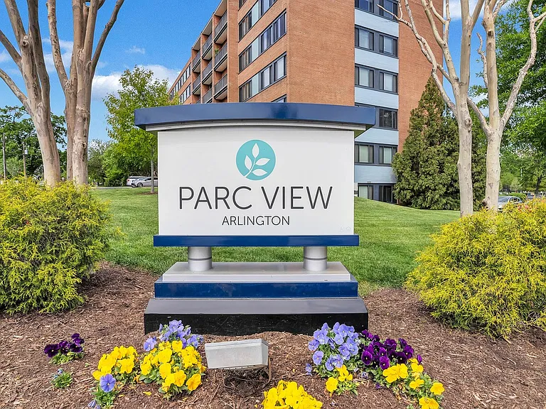 Parc View Apartments — Photo 21