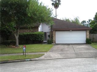2781 Pinewood Dr, League City, TX 77573