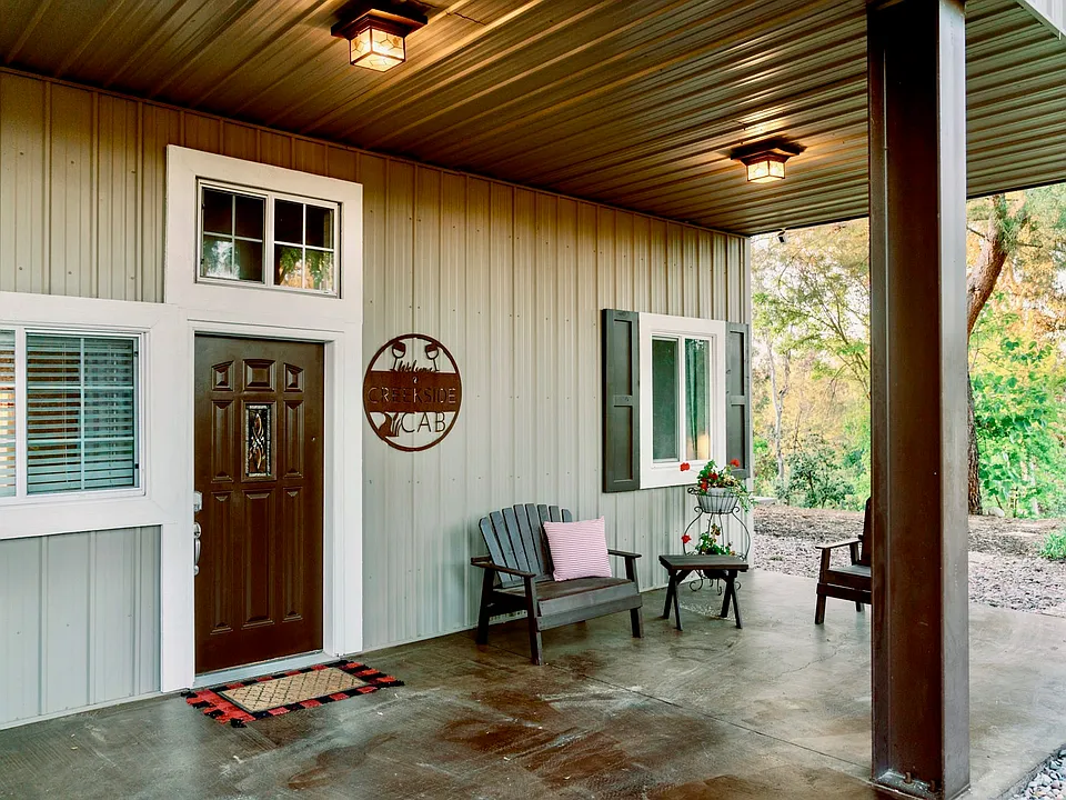Front Porch & Entry