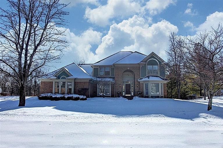1st image of 1481 Clear Brook Dr