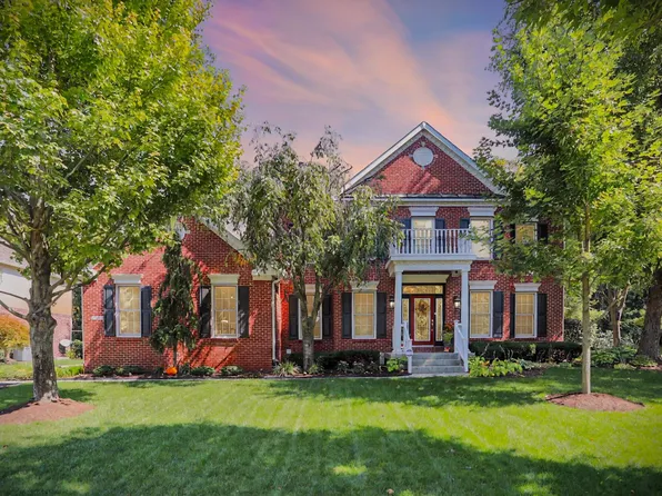 801 Silverleaf Dr, Greenwood, IN 46143