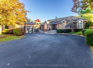 152 Treegrove Cir, Aurora, ON L4G 6M1