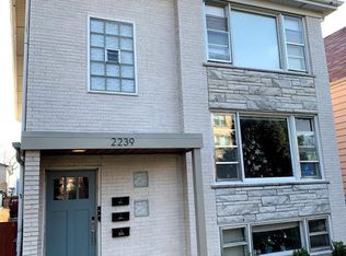 2239 W Winona St, Chicago, IL 60625
