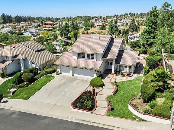 3rd image of 21135 Felipa Rd
