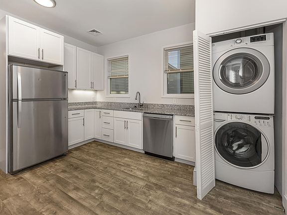 4th image of 172 Boylston St #3JAMAICA