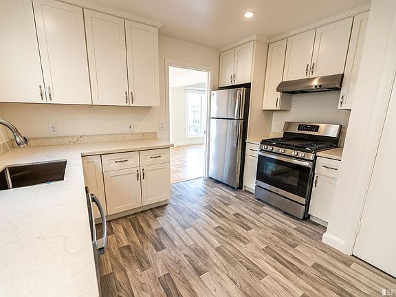 4th image of 54 Manzanita Ave